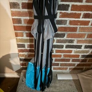 Regalo travel play yard